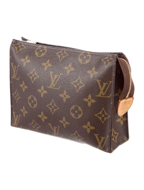 Louis Vuitton Monogram Toiletry Pouch 19 In Canvas 